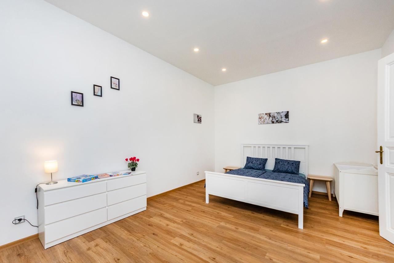 Duplex Apartment Prague Exterior photo